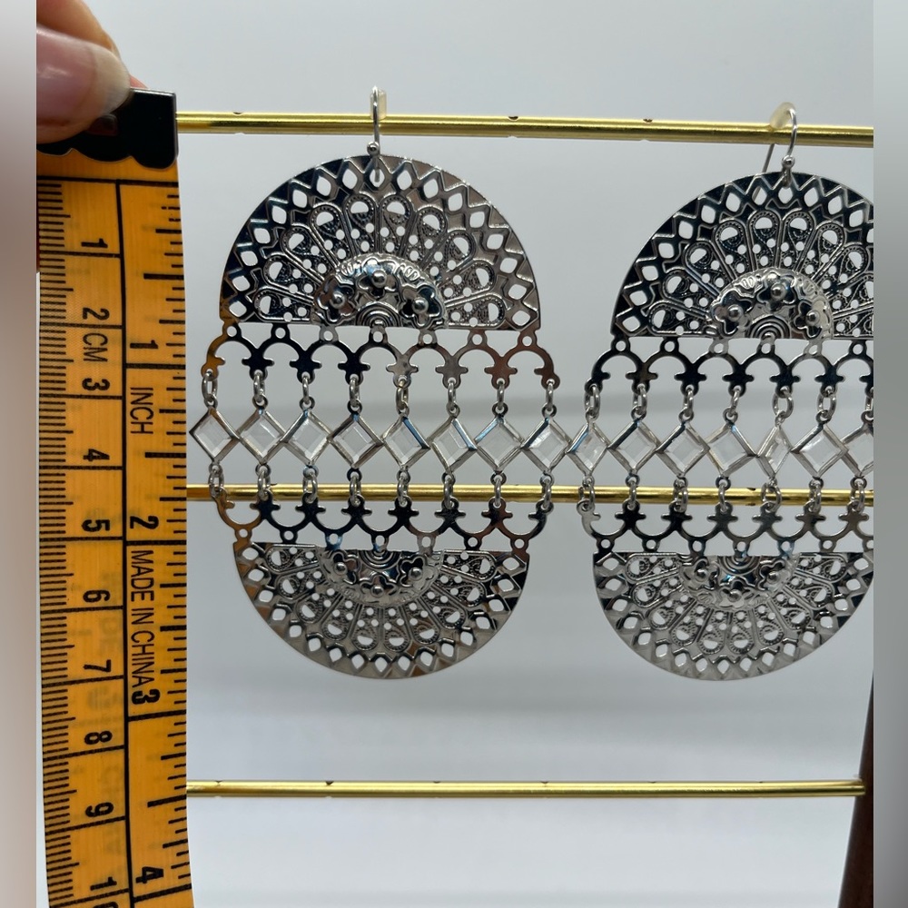 Earrings - Picture 2 of 3